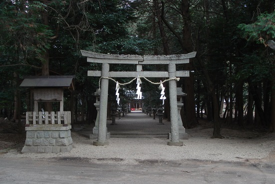 能褒野神社.jpg